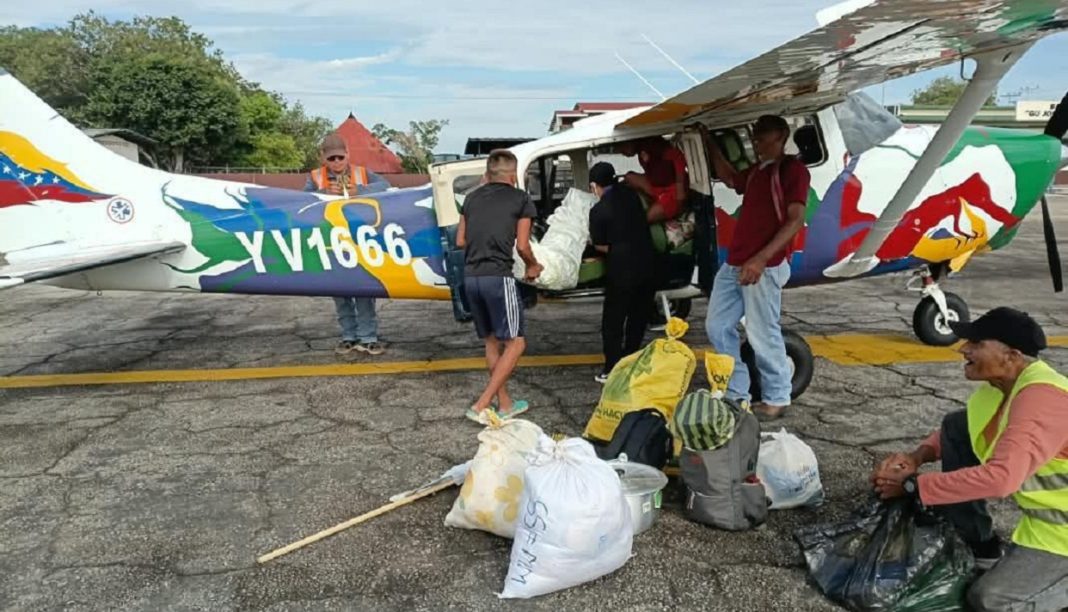 Despliegan operativo tras caída de avioneta rumbo a comunidad Yanomami de Amazonas