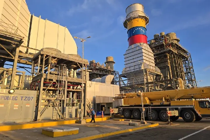 Incorporan 150 MW tras la activación de una unidad de generación de Termozulia