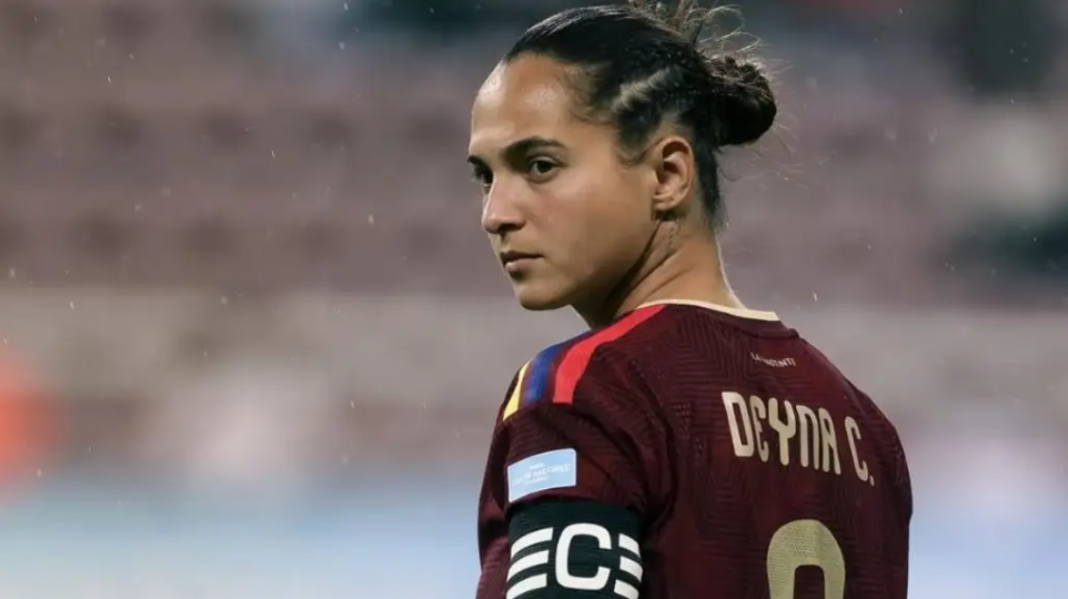 Vinotinto femenina se enfrentará a la campeona del mundo