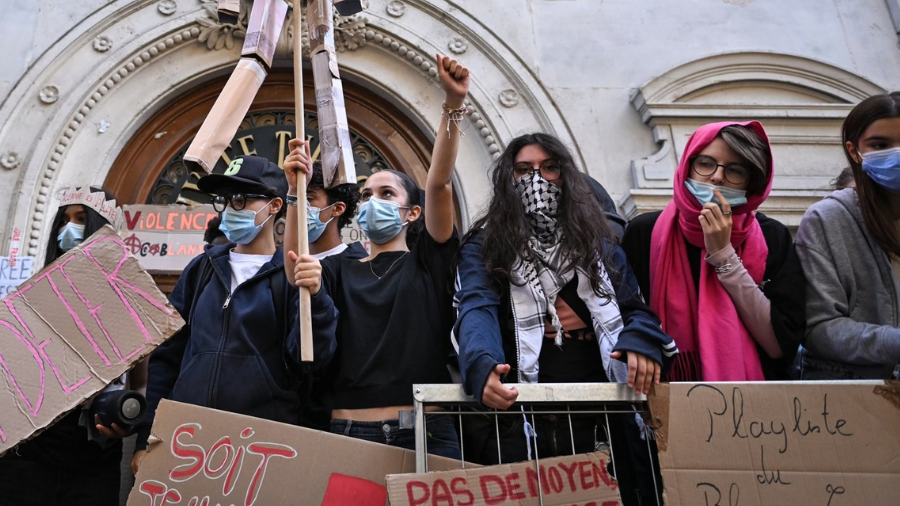 La amputación de la mano de un menor tiñe una nueva jornada de protestas de liceos en Francia