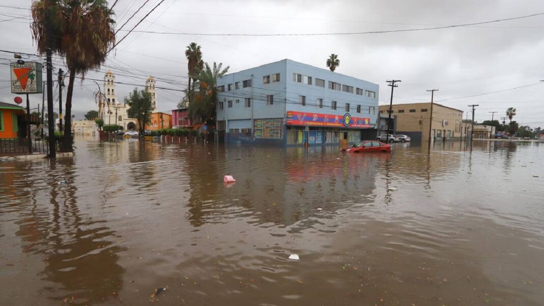 Cuatro fallecidos por el ciclón Rachel en Baja California