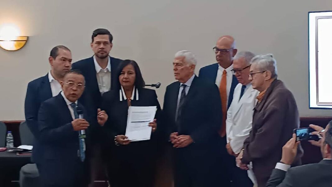 Delegación de la AN 2015 recibió propuestas para mejorar el sistema de salud