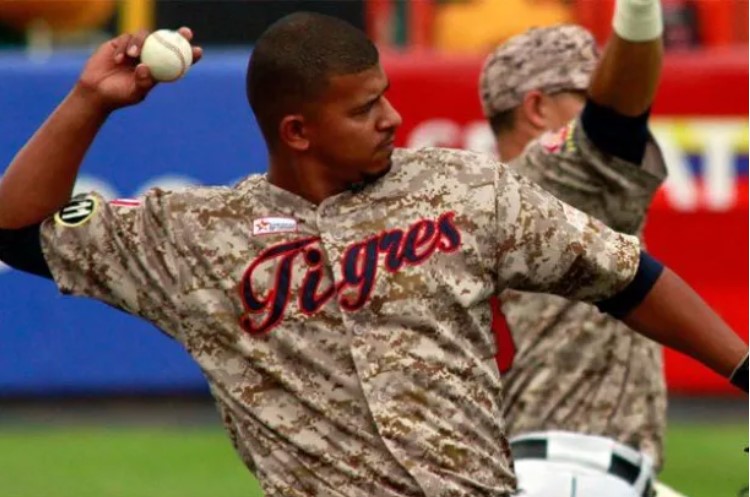 Tigres de Aragua deja en libertad a Eduardo Escobar