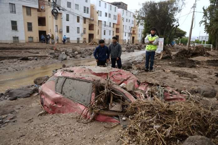 El Niño castiga Perú con fuertes inundaciones por intensas lluvias