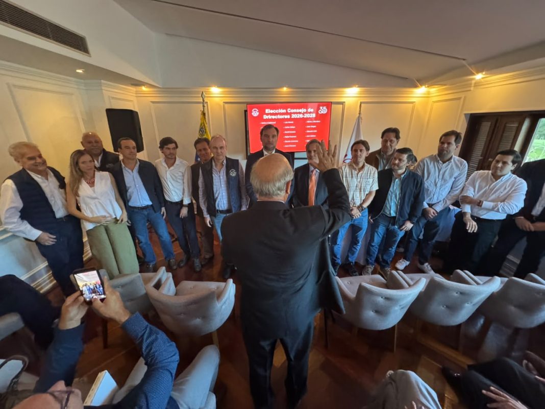 Carlos Hellmund asume las riendas de Convecar con la mirada puesta en la exportación del ganado venezolano