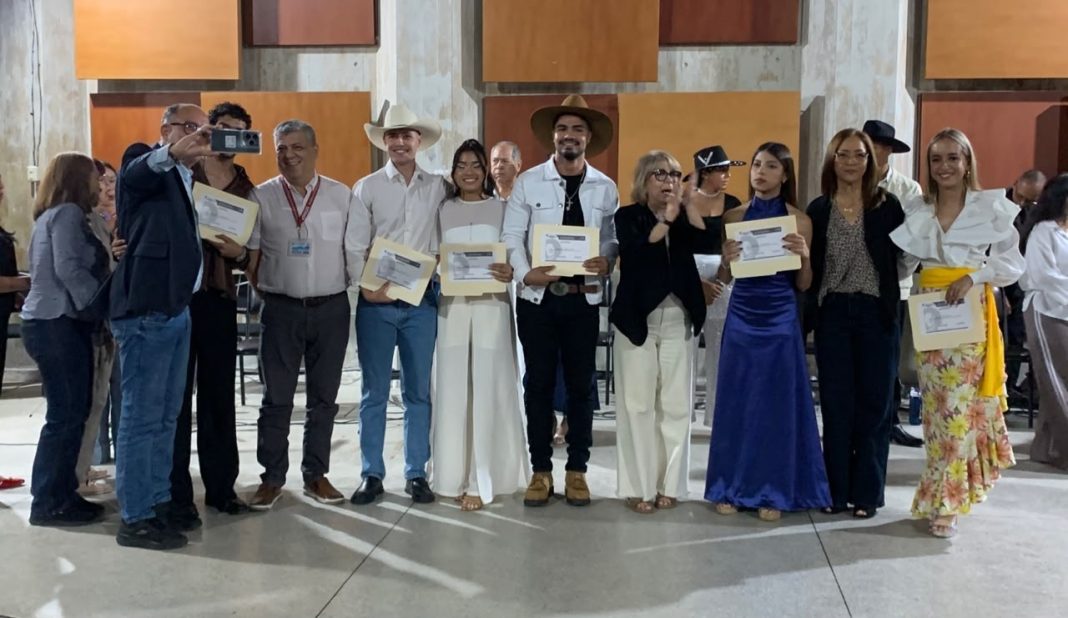 Auditorio «Pedro Crespo» de Faces vibró con la 28va edición del Festival Institucional de la Voz UC