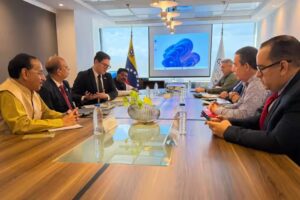 Venezuela e India evalúan agenda para potenciar sistema ferroviario nacional