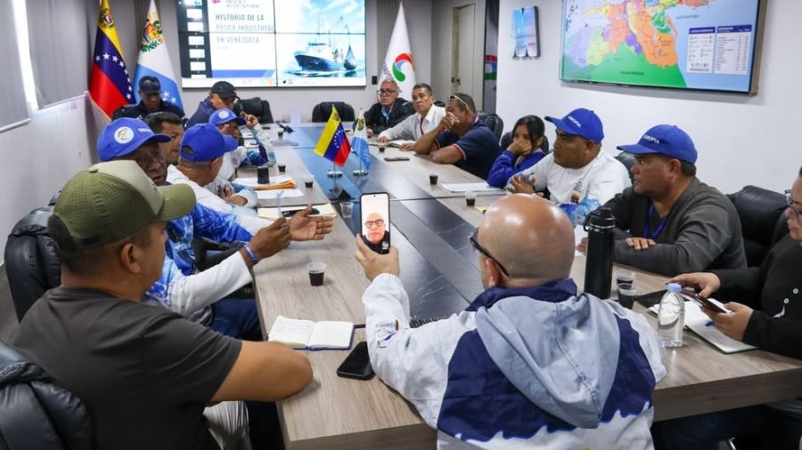 MinPesca y fuerza sindical pesquera de Sucre acuerdan plan de acción estratégico