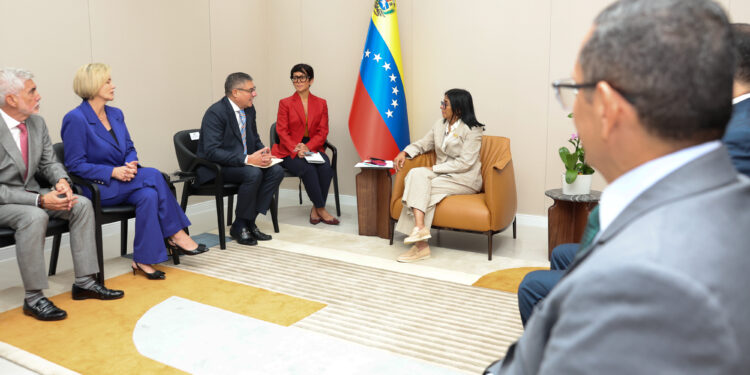 Venezuela evalúa alianza con empresa de EE UU para proyectos de gas natural