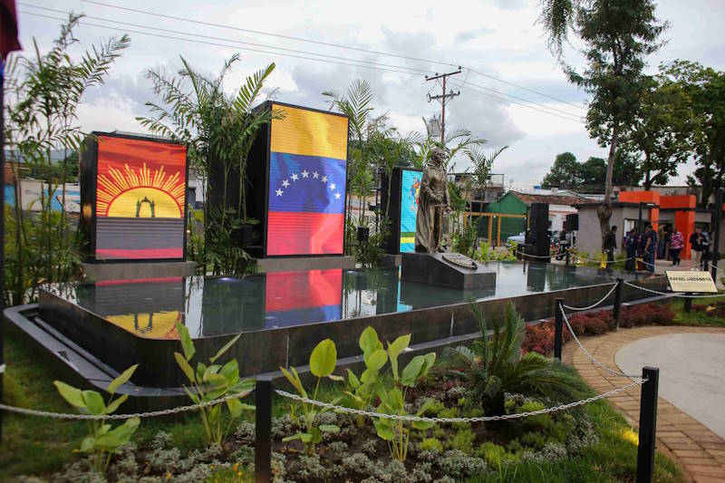 Reinauguraron plaza Rafael Urdaneta en Naguanagua