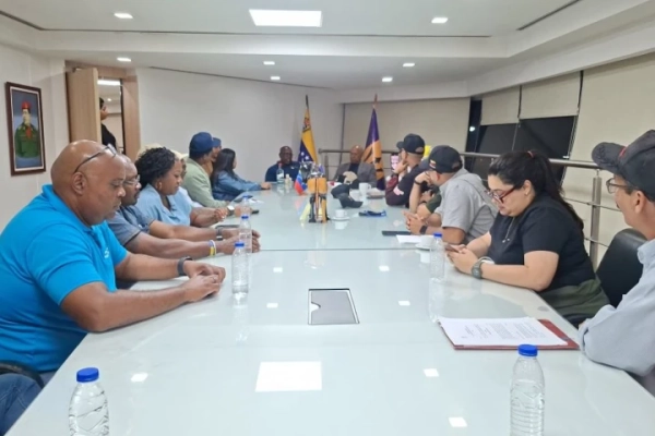 Delegación de Barbados evalúa posibilidades de intercambio comercial en Lara