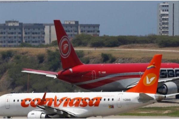 Seniat: líneas aéreas deben emitir facturas formales por ventas de boletos